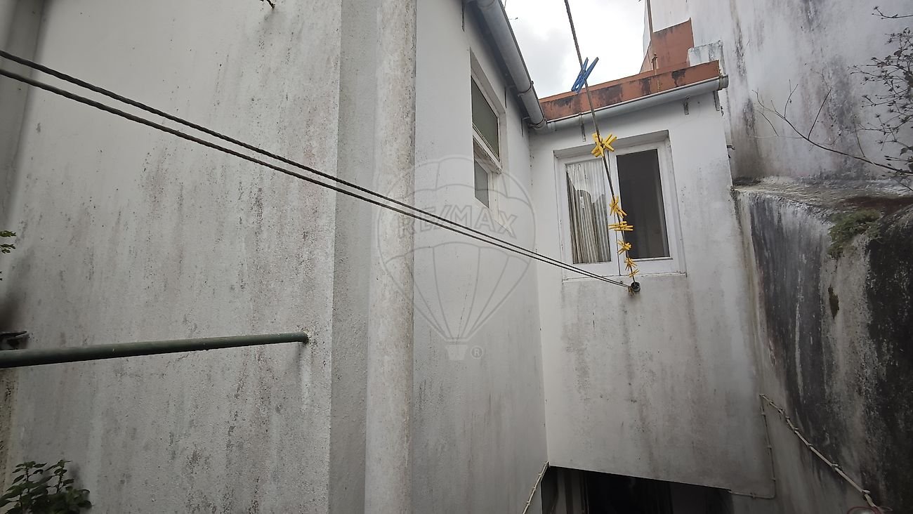 Moradia T2  com Jardim e Excelente Localização