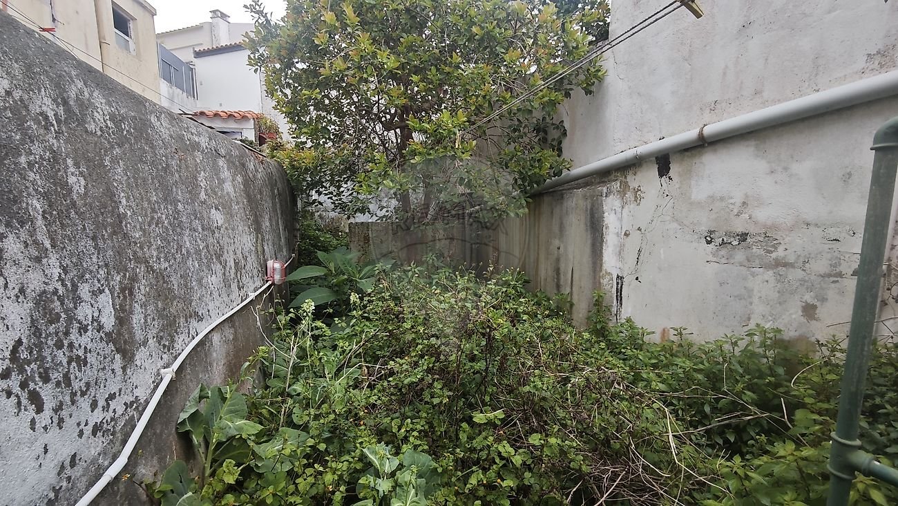 Moradia T2  com Jardim e Excelente Localização